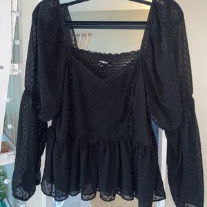 Black polka dot top!